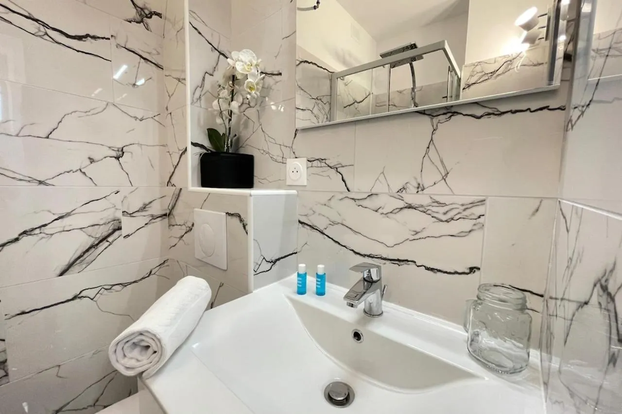Apartment L'Amazone Centre-Ville Clim-Wifi-Netflix Marseille France